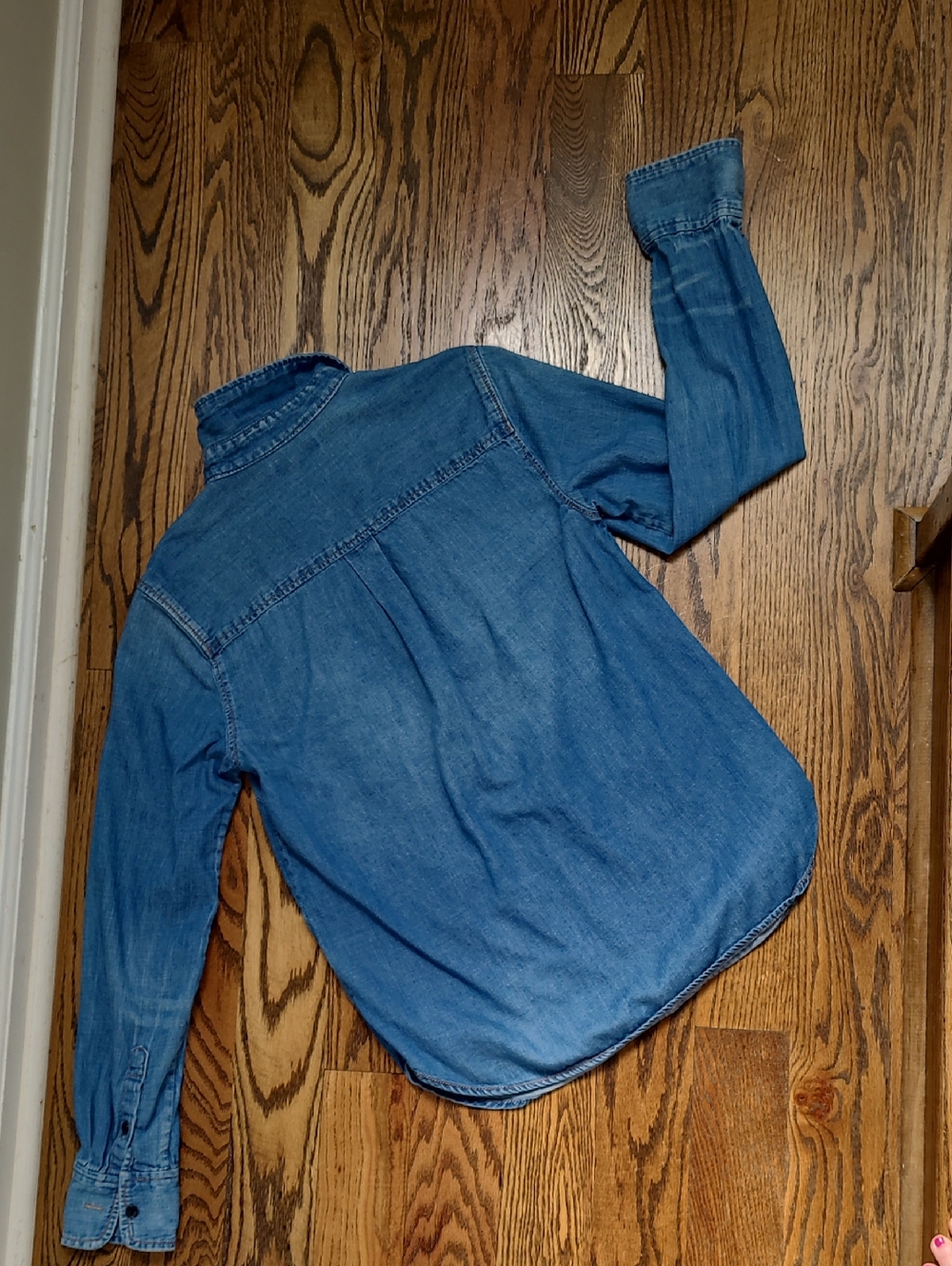 J. Crew Light Blue Denim Popover Shirt Size 2 - Picture 5 of 6